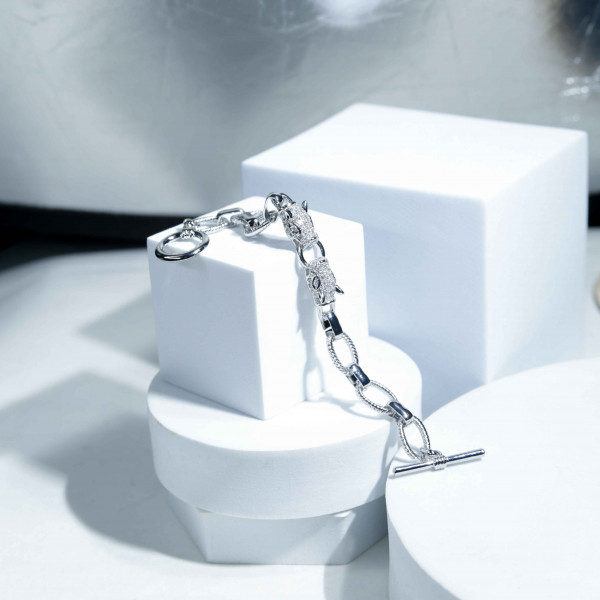 Silver Color Bracelet with Tiger Shape Adorned with Stones Like Diamonds